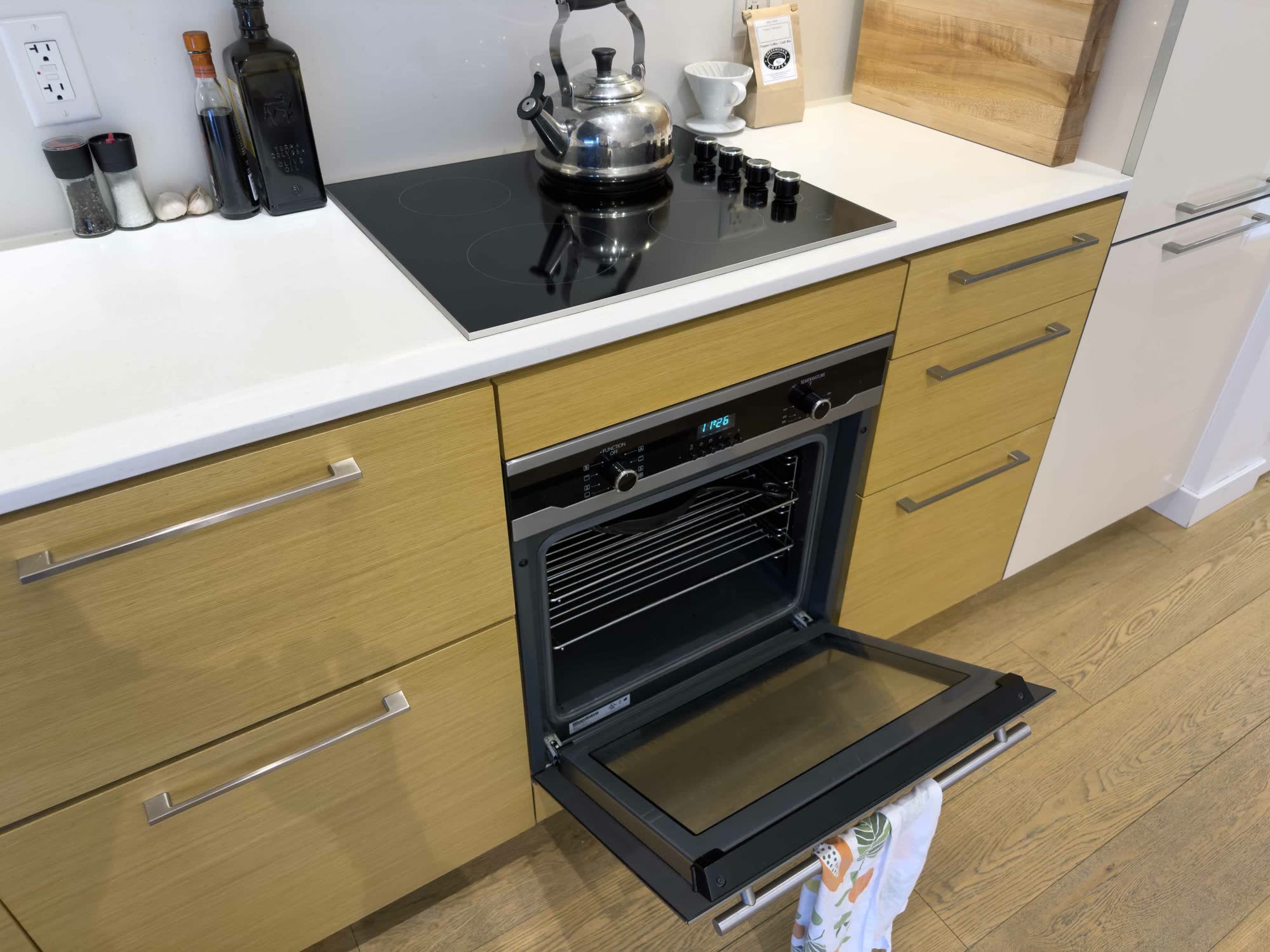 Cooktop and oven