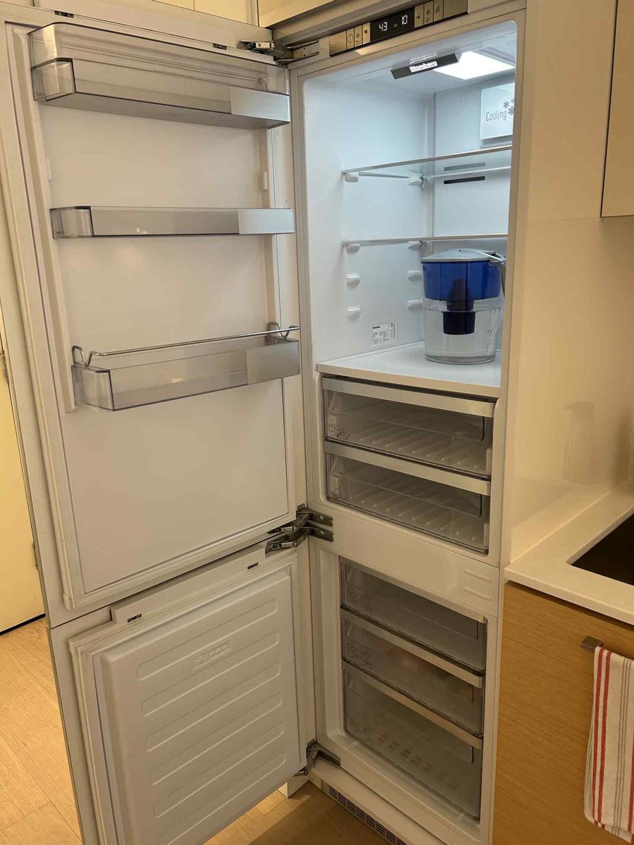 Fridge and freezer